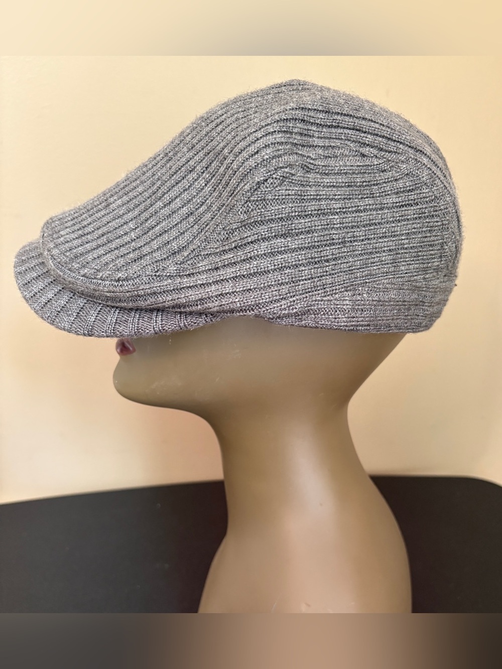 Goorin Bros Grey Knitted Flat Cap Small